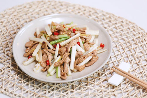 芹菜肉片的做法 芹菜肉片怎么炒