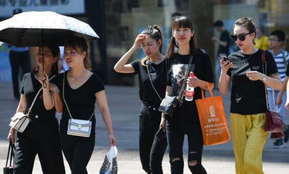 陕西这周多地烈日炎炎 省会西安午后气温高达35℃