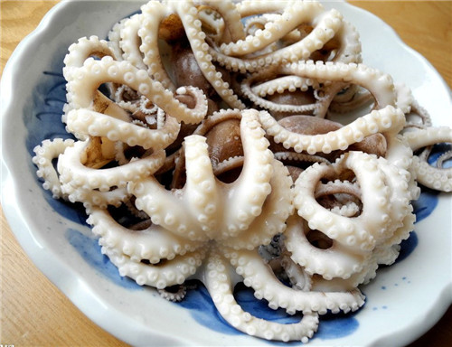 鱿鱼须上的吸盘能吃吗 鱿鱼哪些地方不能吃