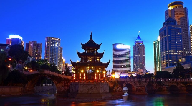 甲秀楼游玩攻略 甲秀楼好玩吗 甲秀楼游玩攻略 甲秀楼好玩吗