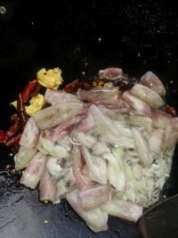 麻辣墨鱼的做法步骤8