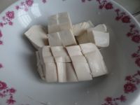 鲶鱼炖豆腐的做法步骤2