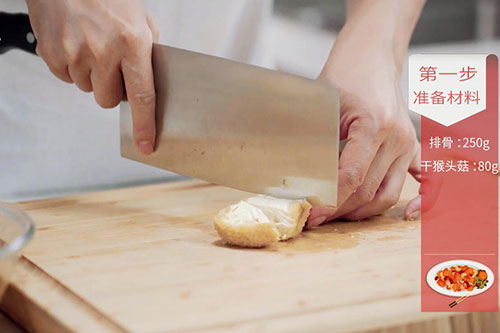 猴头菇排骨汤做法大全 猴头菇排骨汤的作用