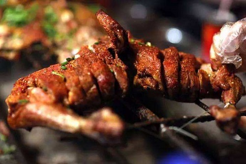 乌鲁木齐的名小吃有哪些 乌鲁木齐小吃排行榜