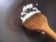 榄菜肉末四季豆的做法步骤6