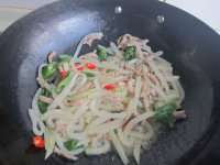 冬瓜炒肉丝的做法步骤11