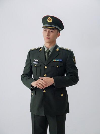 黄景瑜亲爱的戎装是怎么回事 黄景瑜亲爱的戎装是什么情况