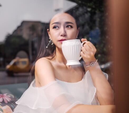 快女喻佳丽结婚是怎么回事 快女喻佳丽结婚是什么情况