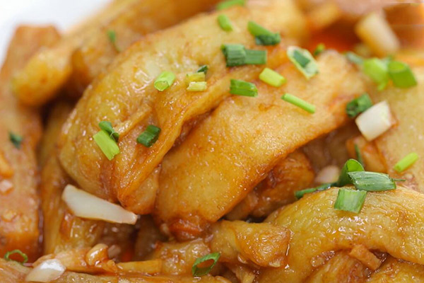 红烧茄子怎么做最好吃 红烧茄子的家常做法