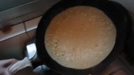 煎饼果子的做法步骤7