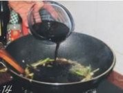 糖醋鲤鱼的做法步骤12