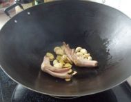 鲜美烧鹅肉的做法步骤3