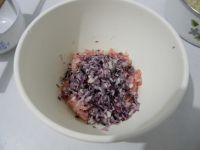猪肉粉条白菜馅的做法步骤6