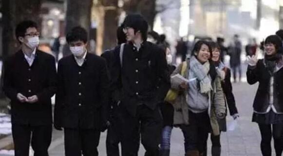 日本出生人口首次低于90万是什么情况 日本出生人口为什么这么低