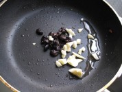 顺德酿豆角的做法步骤10