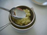 姜汁撞奶的做法步骤4