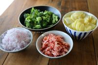 西兰花培根奶油浓汤的做法步骤2