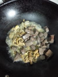 鸭血粉丝汤的做法步骤11