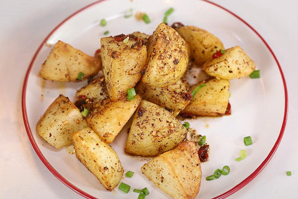 脆皮锅巴土豆的做法 怎么脆皮锅巴土豆好吃