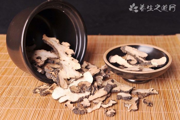 手脚肿胀是什么原因 