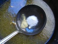 滑子菇炖白菜的做法步骤4