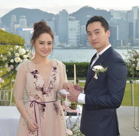 赖弘国再回应离婚是怎么回事 赖弘国再回应离婚是什么情况