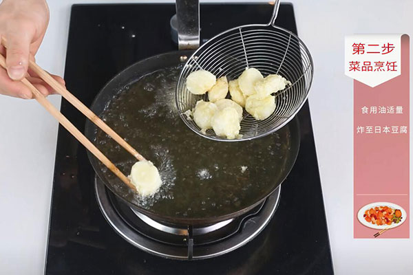 浇汁日本豆腐的做法 怎么做浇汁日本豆腐