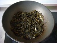 地皮菜炒鸡蛋的做法步骤5