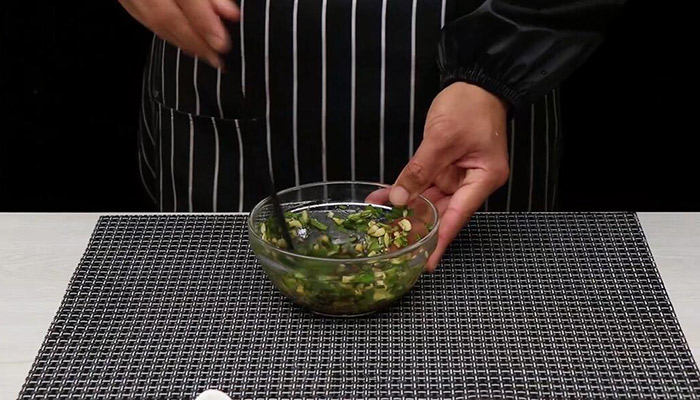 皮蛋拌豆腐的做法 皮蛋怎么做好吃