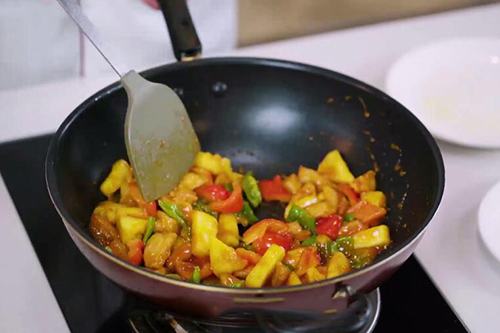 菠萝咕咾肉的做法 家常菠萝咕咾肉做法介绍