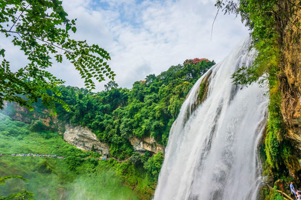 黄果树瀑布在贵州哪里 黄果树瀑布几月份去最好