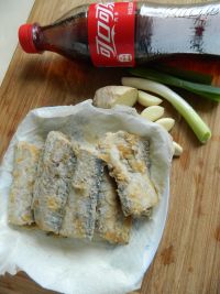 可乐带鱼的做法步骤1