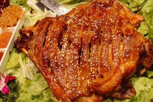 伊犁旅游攻略 新疆伊犁的旅游攻略