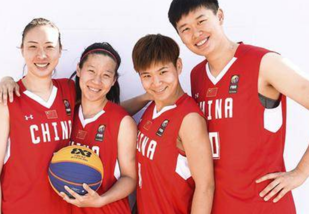 女篮首个世界冠军是怎么回事 国篮史上首个世界冠军
