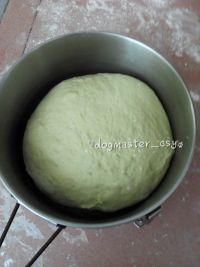 抹茶红豆面包的做法步骤3