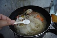 粉丝蟹煲的做法步骤10