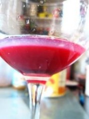蔓越莓伏特加鸡尾酒的做法步骤3