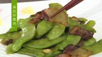 扁豆炒腊肉的做法步骤4