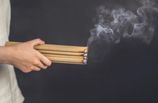 三伏天艾灸几天灸一次 三伏天艾灸能天天灸吗