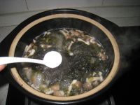 蟹味菇紫菜肉片汤的做法步骤7