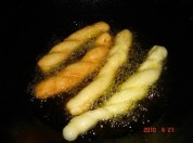酥脆的麻花的做法步骤3