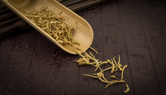 金银花茶的功效与作用 金银花茶的功效是什么