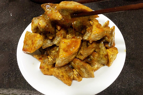 毛芋头怎么做好吃 拔丝芋头的做法
