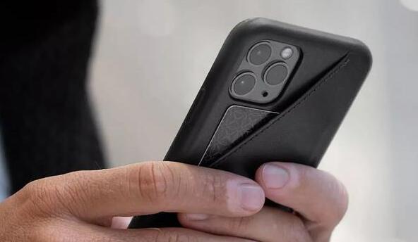 滑动关闭程序缩短iPhone电池寿命是真的吗 iPhone电池寿命有多久