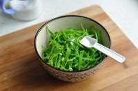 凉拌扁豆丝的做法步骤5