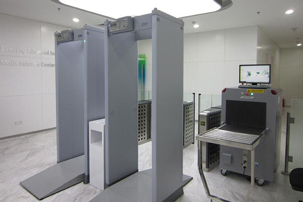 2019春运高铁上可以带白酒吗 高铁动车能抽烟吗