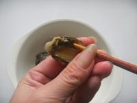 鲍鱼炖鹌鹑的做法步骤1