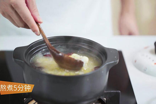 莲子玉米粥的做法 莲子玉米粥怎么做