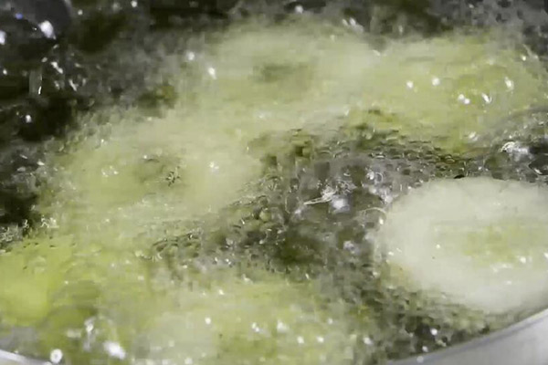 成都窝子油糕怎么做 窝子油糕的正宗做法