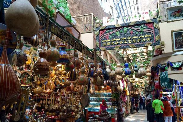 大巴扎步行街在哪里 大巴扎步行街一周年庆典活动攻略